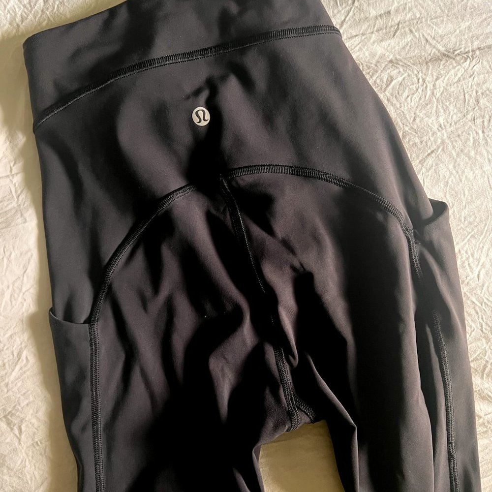 lululemon black leggings size 4